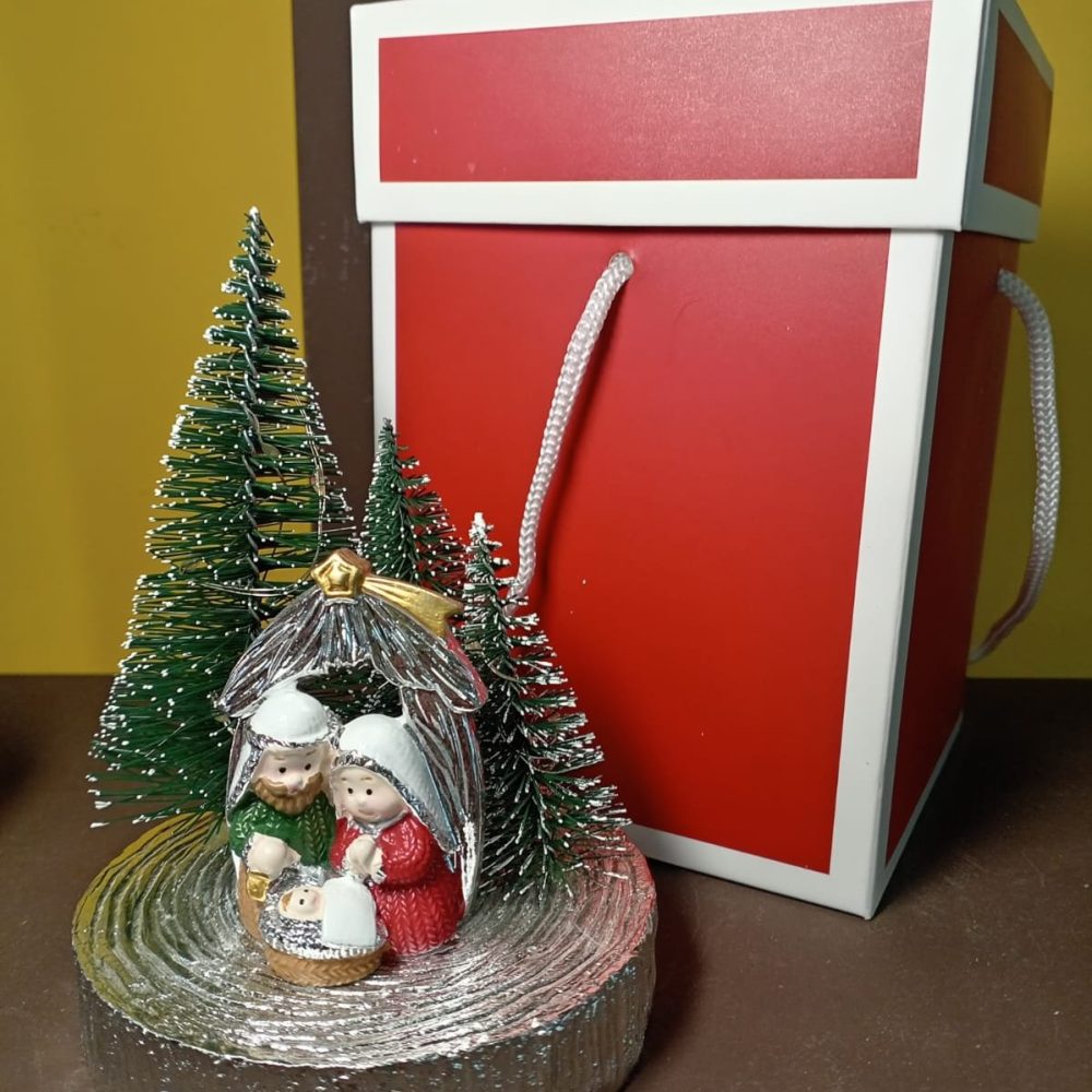 Presepe con tronco argentato